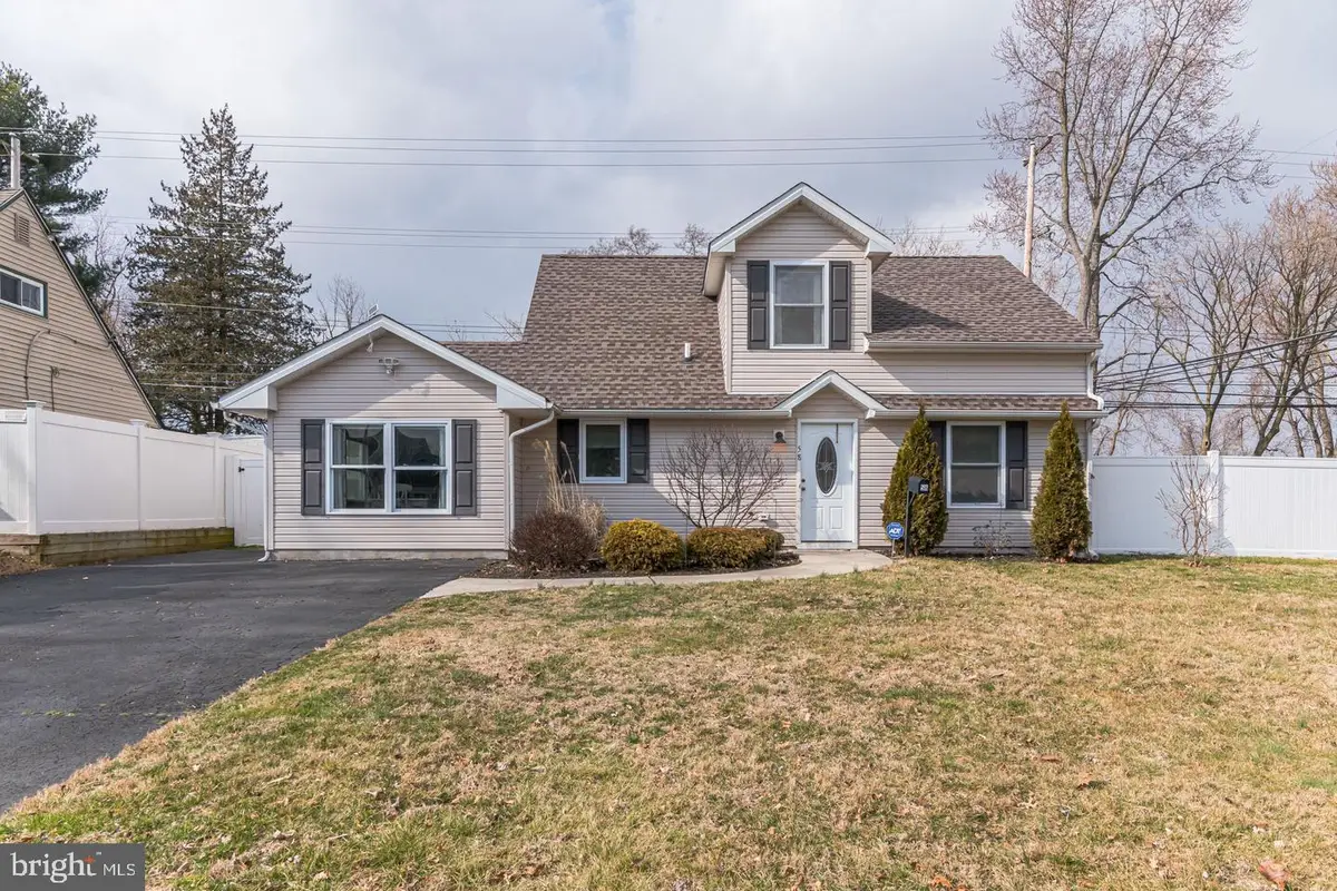 58 Rocky Pool Ln, Levittown, PA 19055 - Image #1