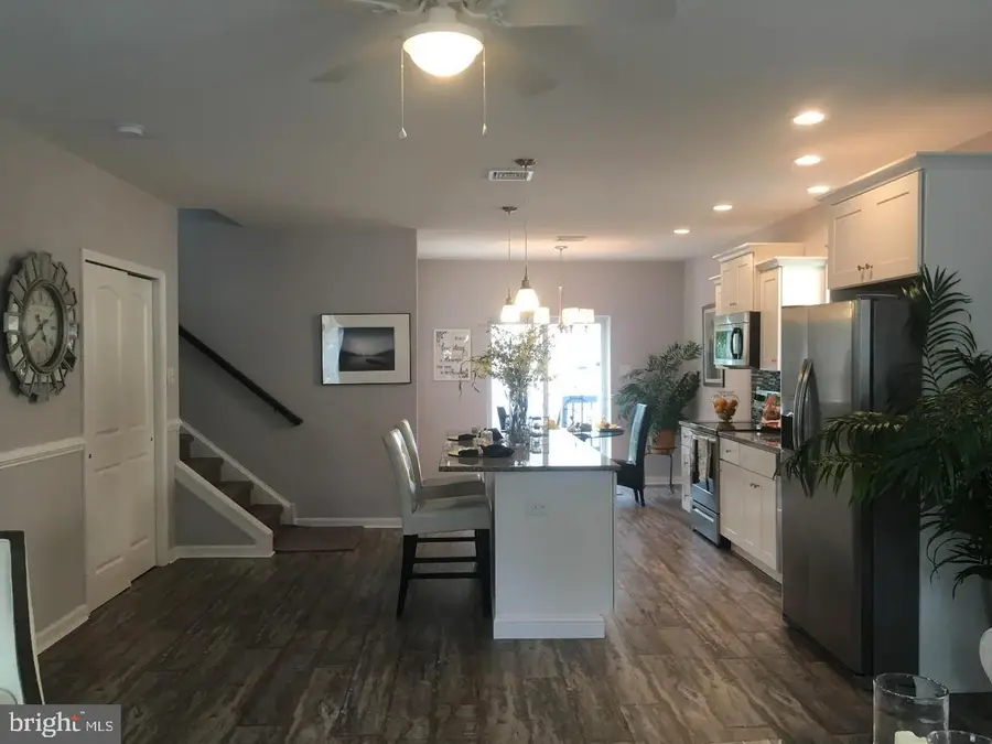 515 Sycamore Ave, Croydon, PA 19021 - Image #2