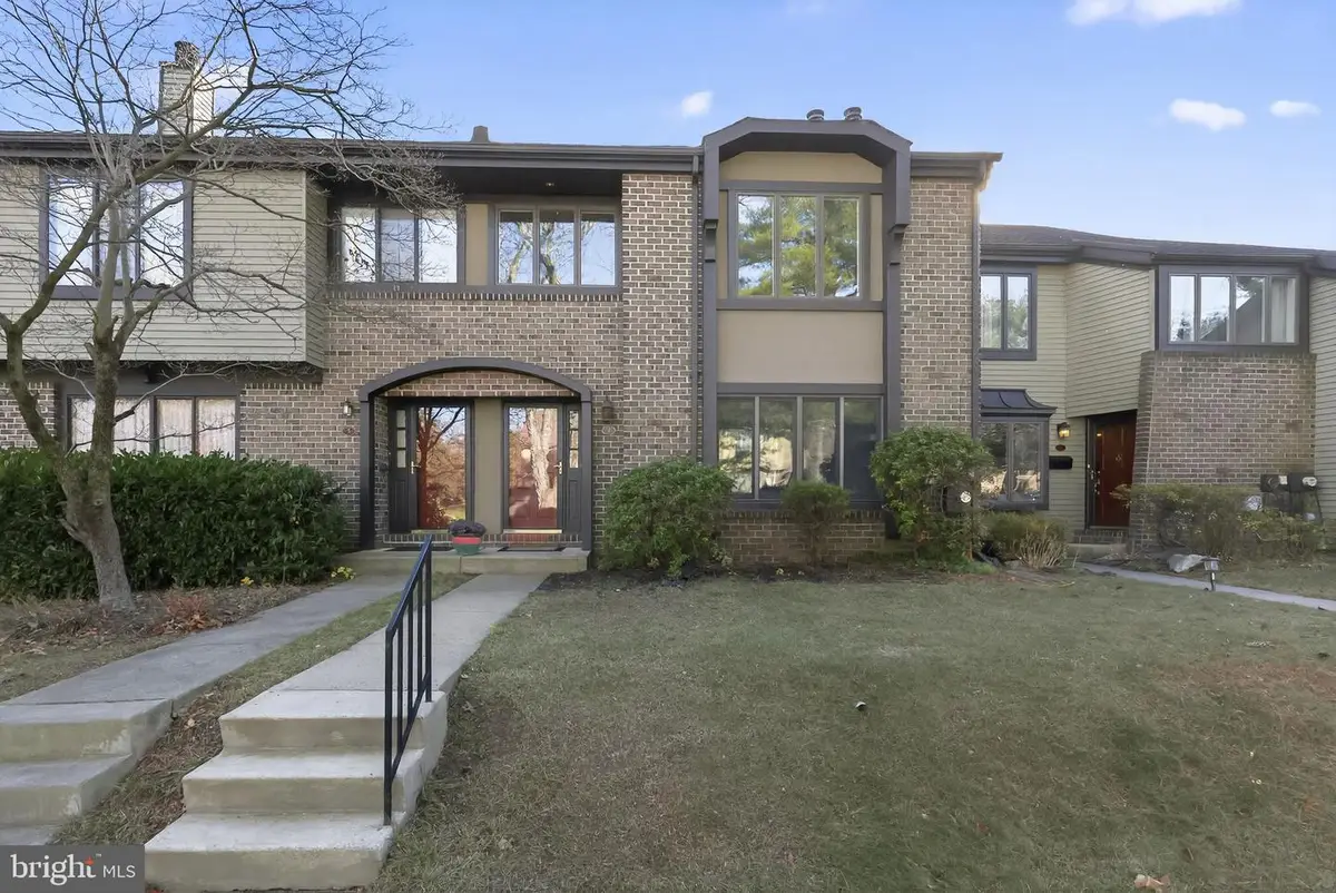 7 Garrison Pl, Newtown, PA 18940 - Image #1