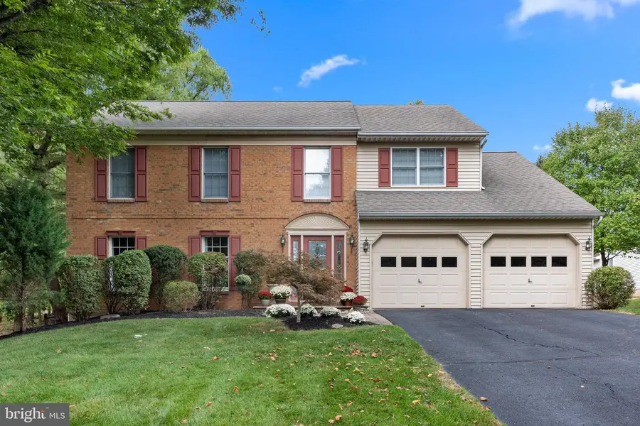 150 Hartford Ln, Newtown, PA 18940 - Image #2