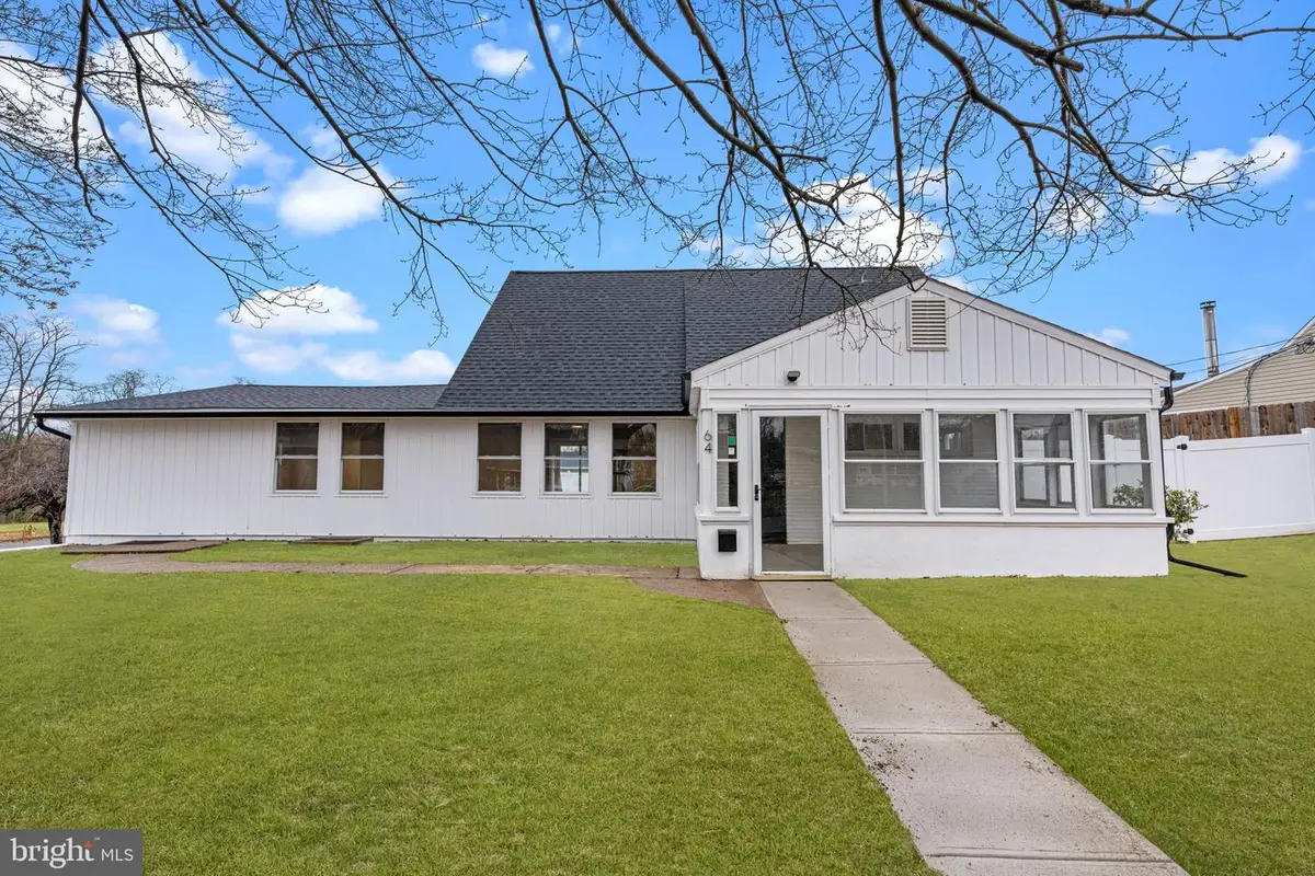 64 Vividleaf Ln, Levittown, PA 19054 - Image #1