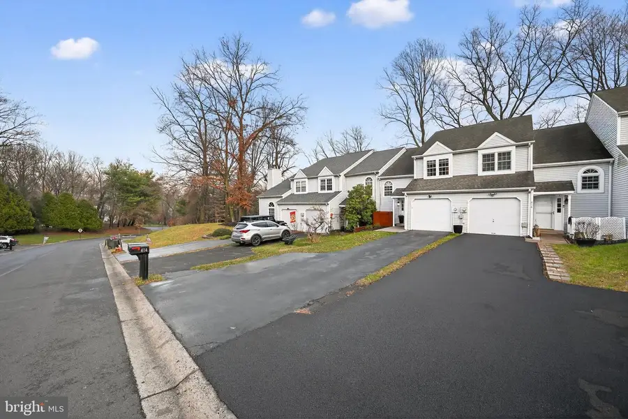 414 Whittier Dr, Feasterville Trevose, PA 19053 - Image #2