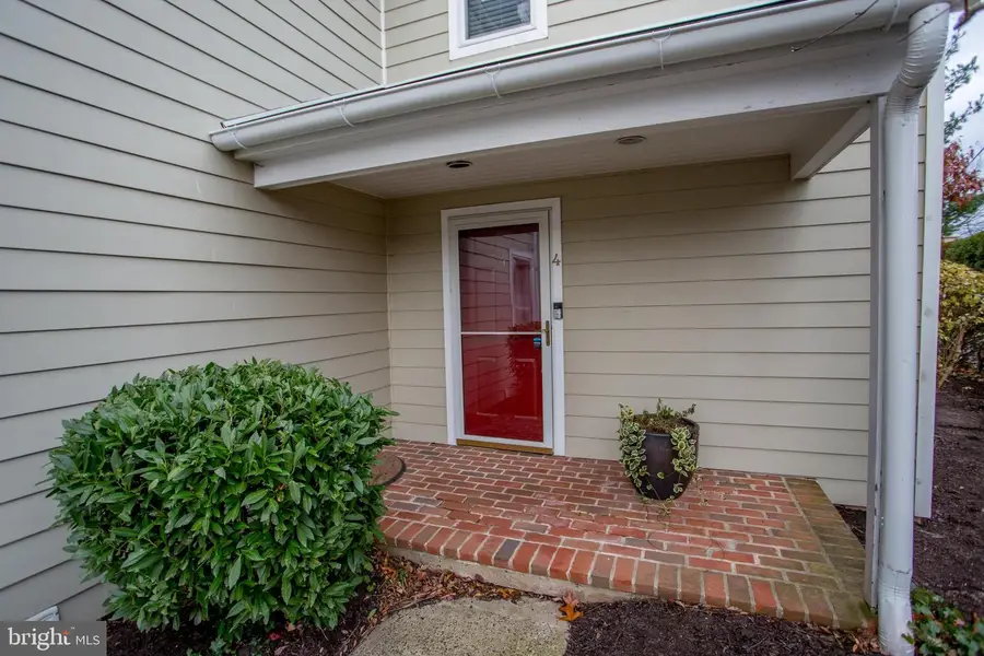 4 Barnes Ct, Doylestown, PA 18901 - Image #3