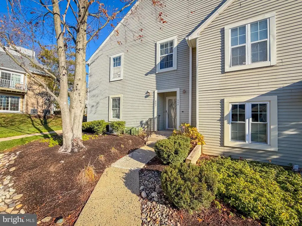 603 Society Pl, Newtown, PA 18940 - Image #1