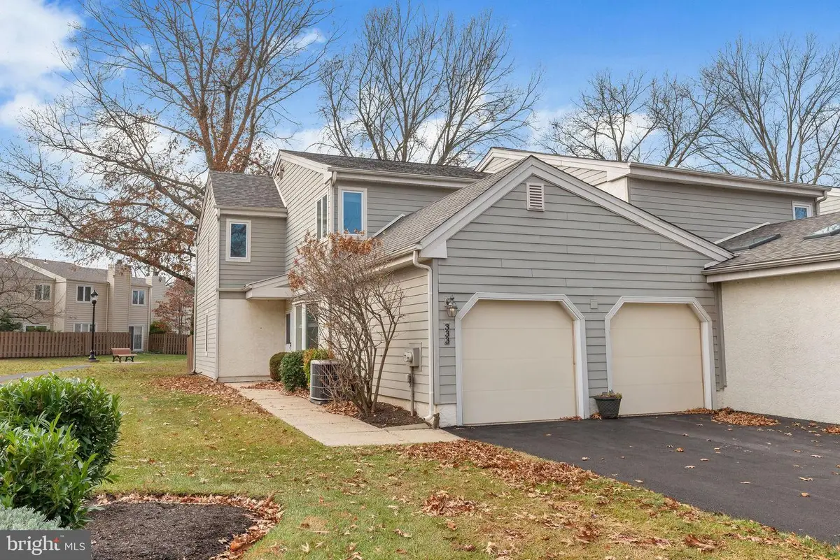 333 Dorset Ct, Doylestown, PA 18901 - Image #1