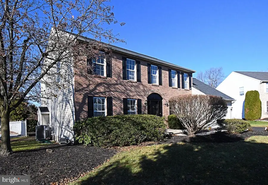 110 Greenfield Ln, Warrington, PA 18976 - Image #3
