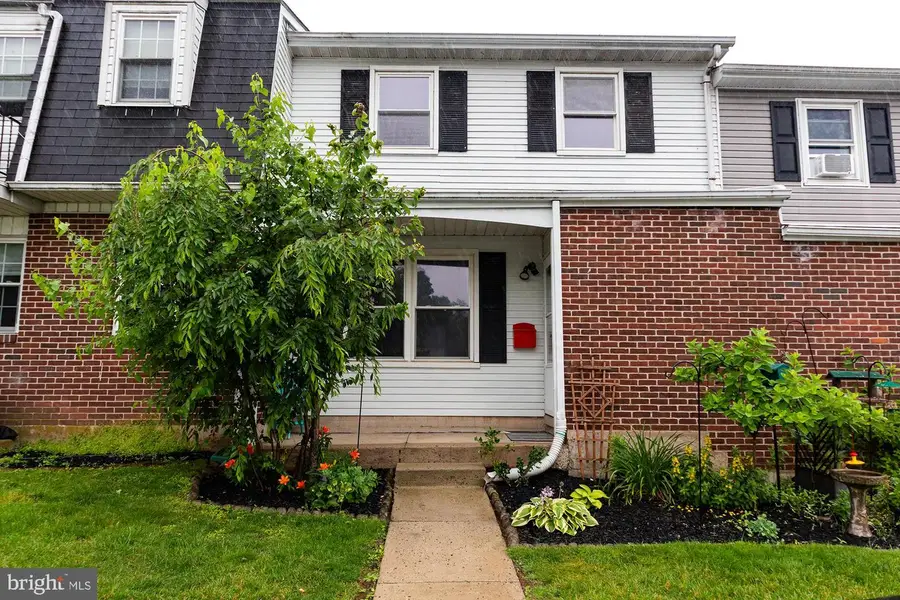 54 Reliance Ct, Telford, PA 18969 - Image #3