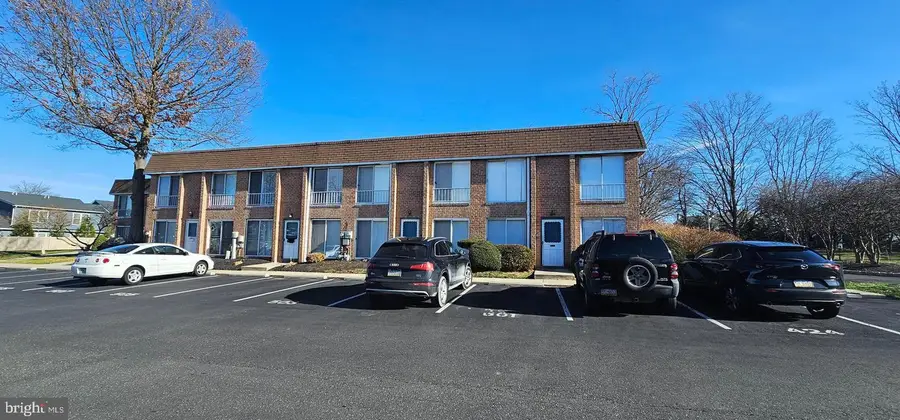 501 Germantown Ct, Warminster, PA 18974 - Image #2