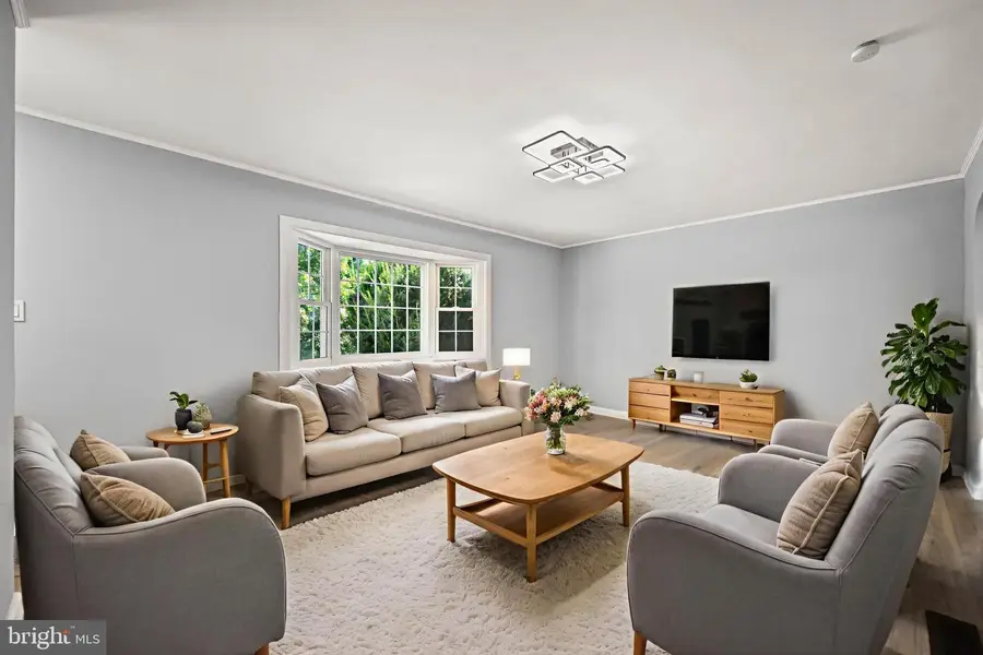 2225 Palmer Ave, Bristol, PA 19007 - Image #2