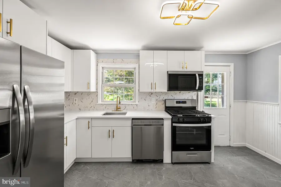 2225 Palmer Ave, Bristol, PA 19007 - Image #3