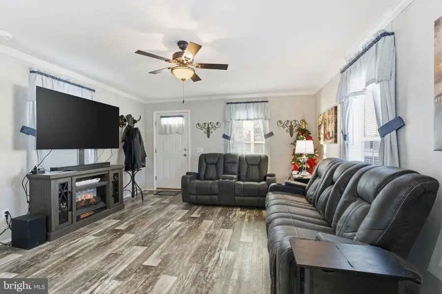 2027 Beatty Dr, Morrisville, PA 19067 - Image #2