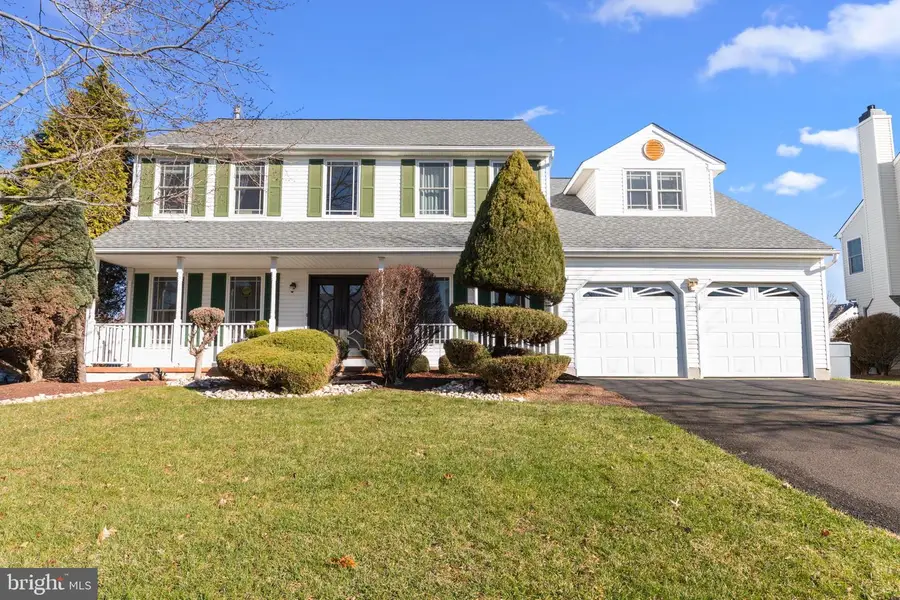 941 Meadow Glen Rd, Warminster, PA 18974 - Image #2