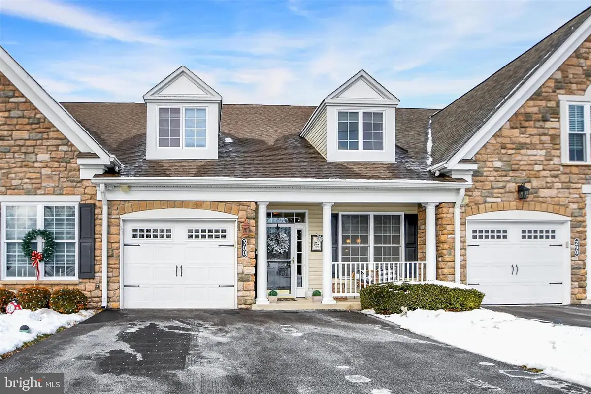 300 Reagan Dr, Sellersville, PA 18960 - Image #1