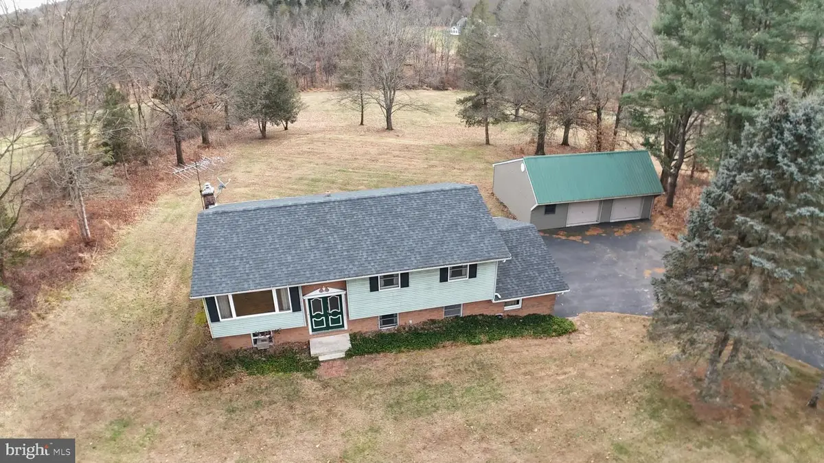 3288 Slifer Valley Rd, Riegelsville, PA 18077 - Image #1