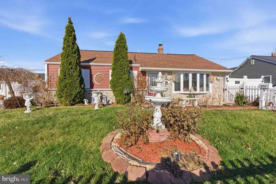 2752 Windsor Dr, Bensalem, PA 19020 - Image #3