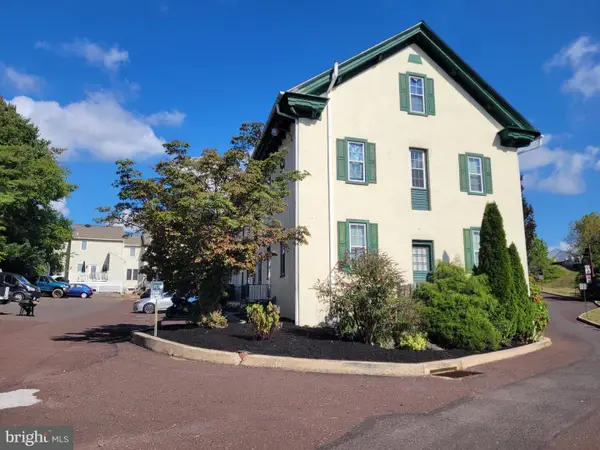 320 N Main St #102, SELLERSVILLE, PA 18960