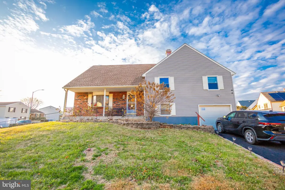 3626 Clear Springs Dr, Bensalem, PA 19020 - Image #1