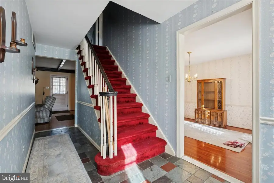 71 Covey Ln, Southampton, PA 18966 - Image #2