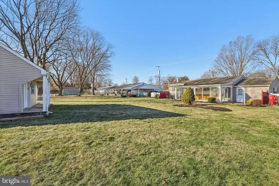 833 Valley Rd, Warminster, PA 18974 - Image #3