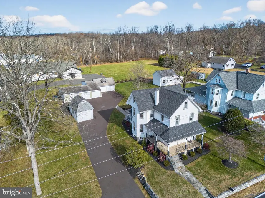 49 E Cherry Rd, Quakertown, PA 18951 - Image #3