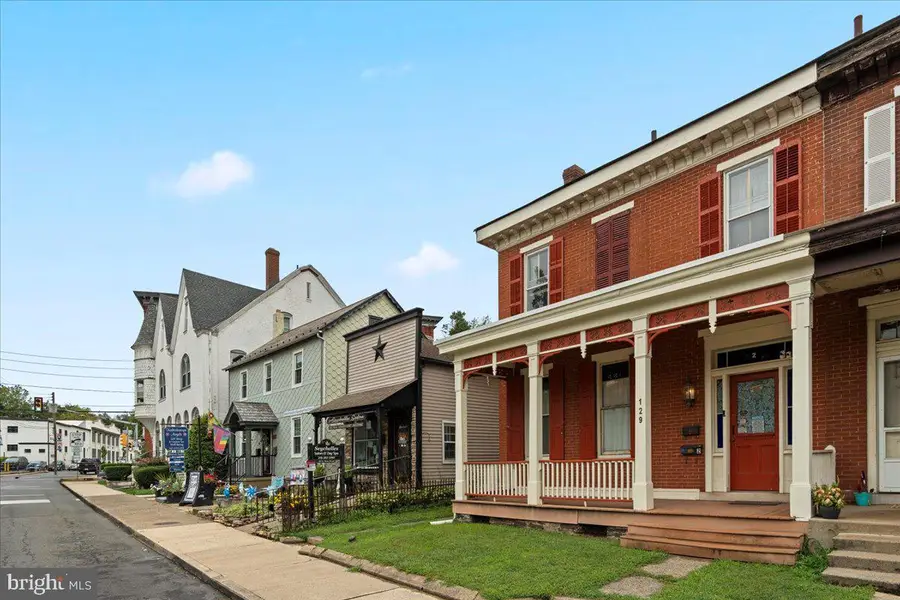 129 N Main St, Sellersville, PA 18960 - Image #2