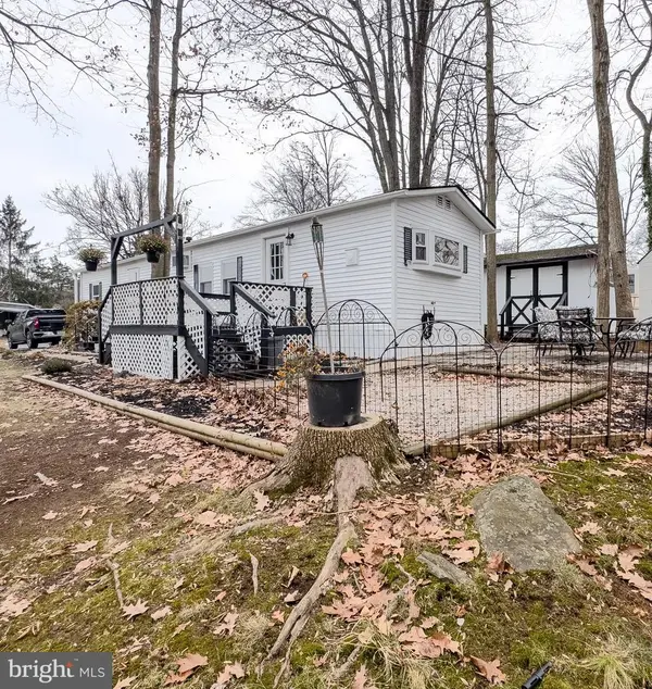 3 Hickory, QUAKERTOWN, PA 18951