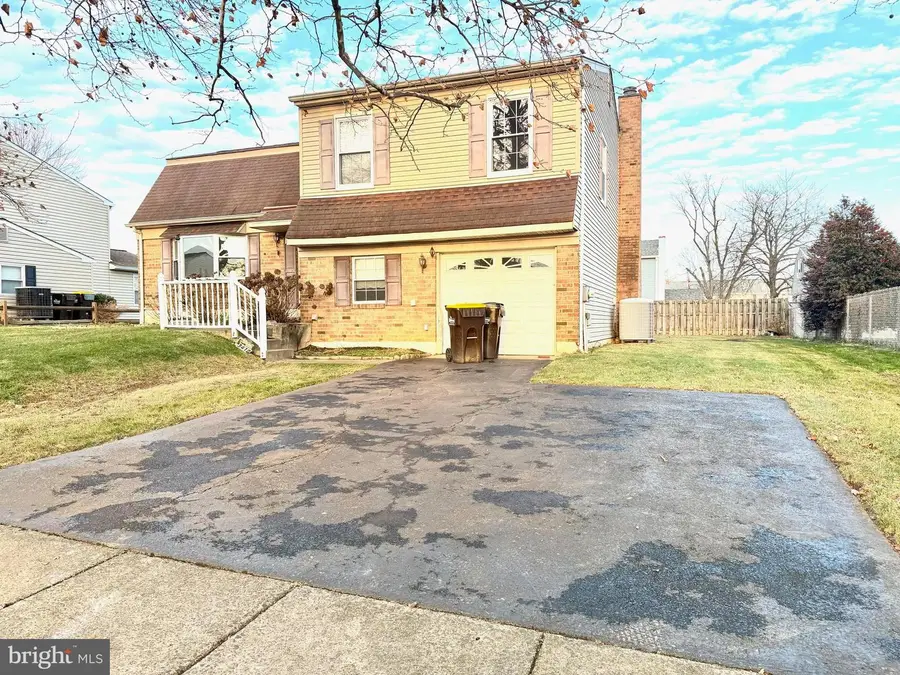 3412 Mansion Dr, Bensalem, PA 19020 - Image #2