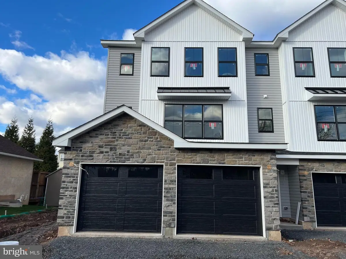 51-w Clymer, Sellersville, PA 18960 - Image #1