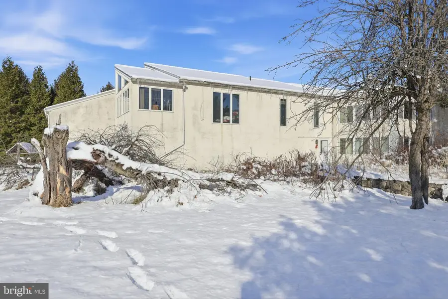 24 Old Limekiln Rd, Doylestown, PA 18901 - Image #3