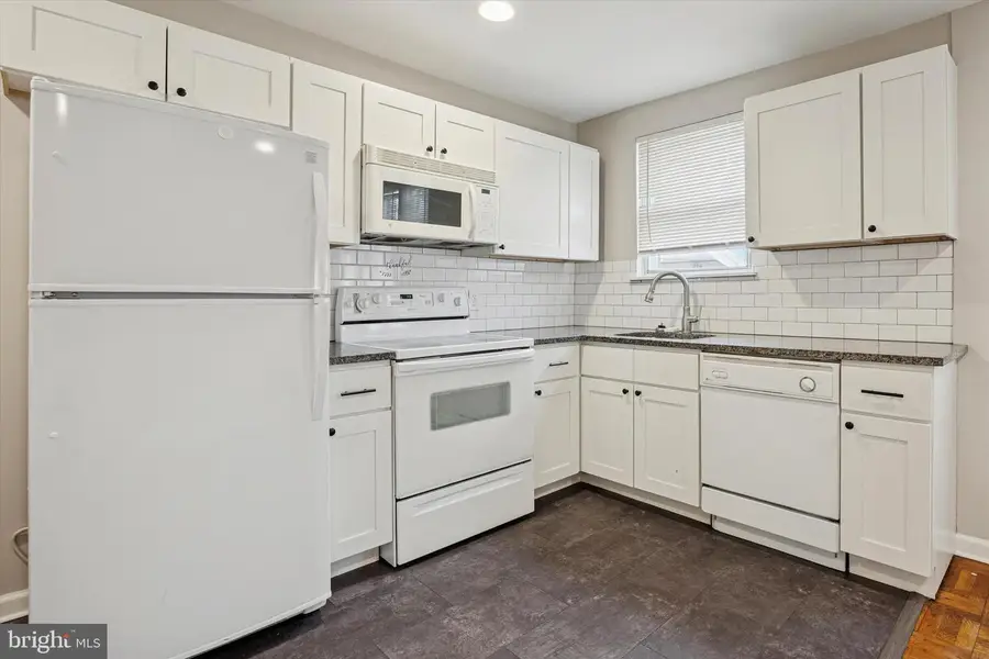 682 2nd Ave, Bristol, PA 19007 - Image #3