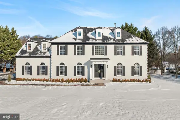 1586 Brookfield Rd, NEWTOWN, PA 18940