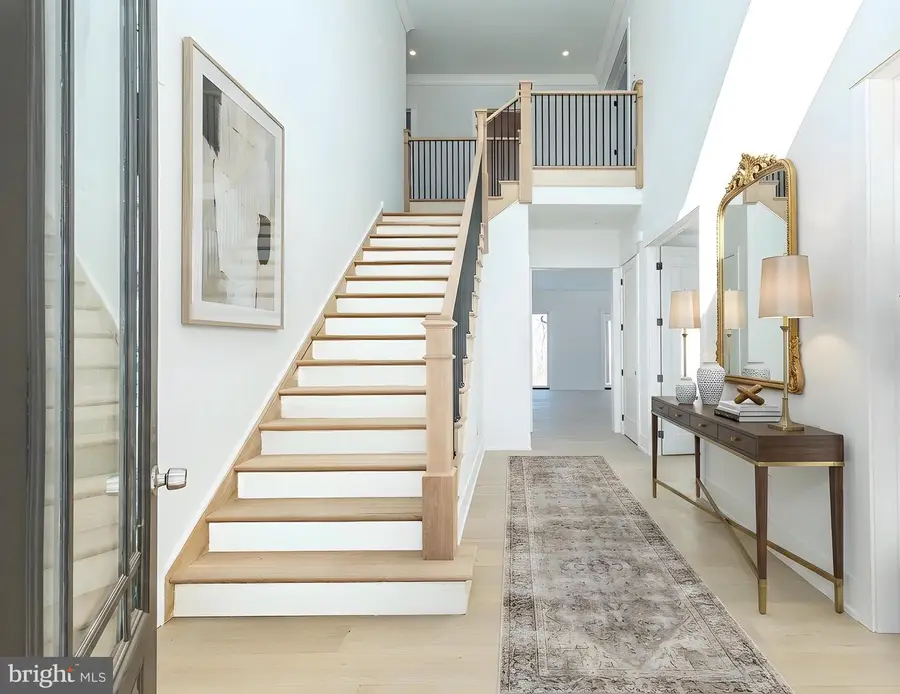 102 Railroad Ave, Chalfont, PA 18914 - #3