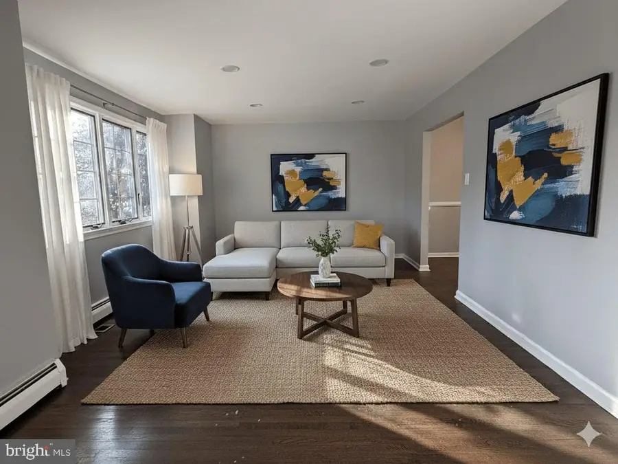 1529 Hollywood Ave, Langhorne, PA 19047 - Image #2