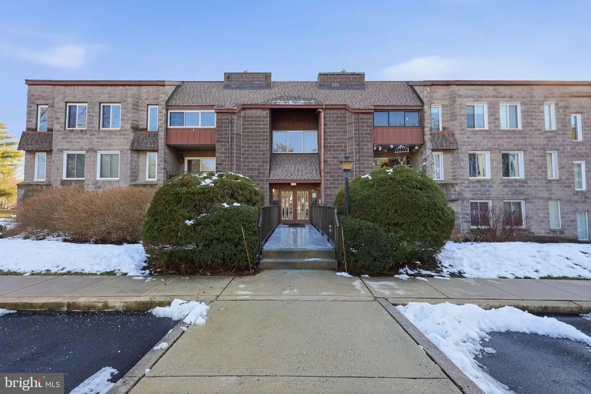 132 Leedom Way, Newtown, PA 18940 - Image #1