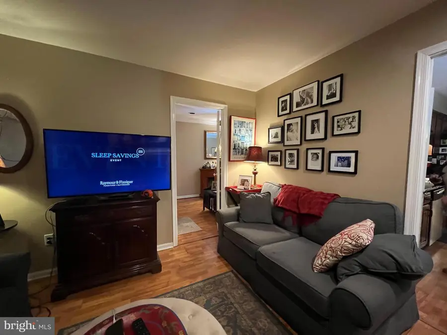 227 Yellow Springs Ct, Yardley, PA 19067 - Image #3