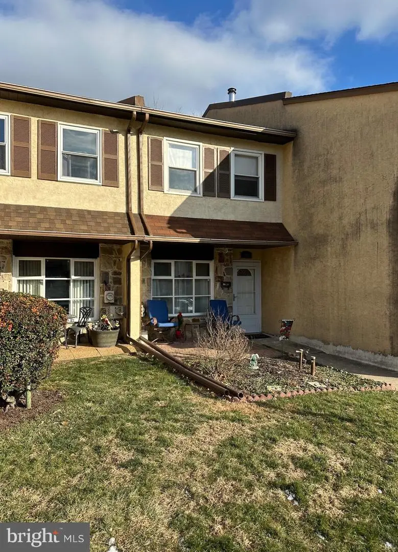 1259 Lisa Dr, Warrington, PA 18976 - Image #2