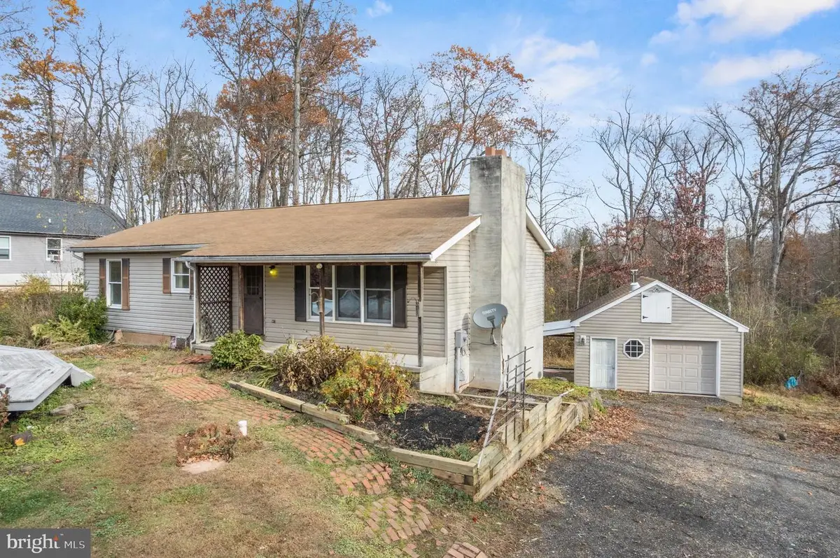 1545 Oak Ln, Upper Black Eddy, PA 18972 - Image #1