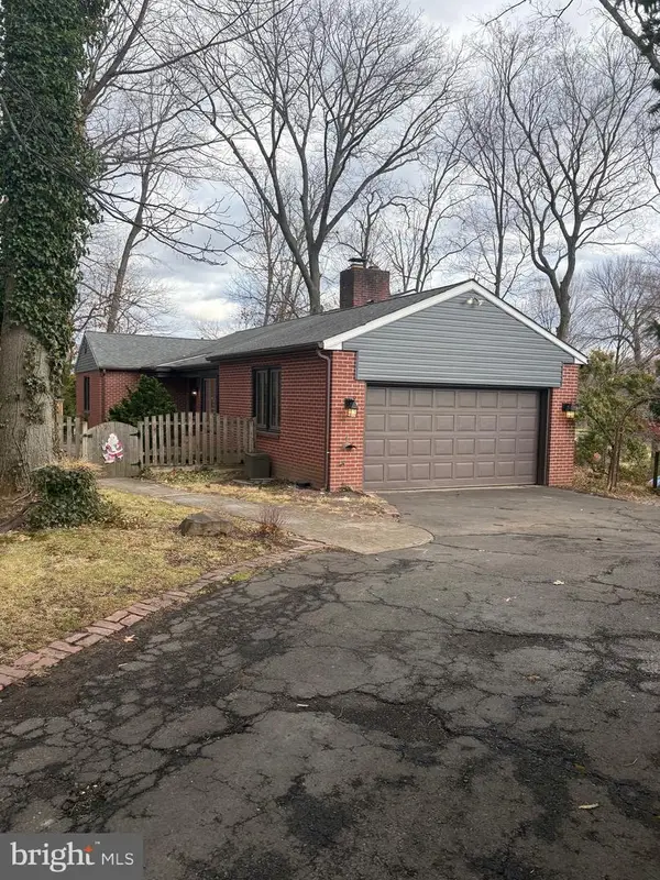 25 Farmway Dr, RICHBORO, PA 18954