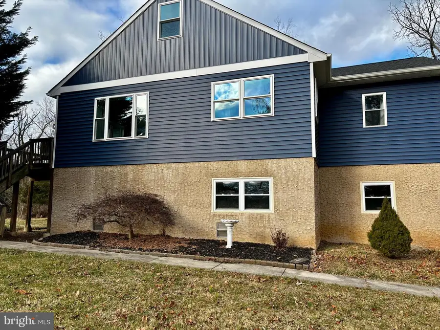 87 Langhorne Ave, Feasterville Trevose, PA 19053 - Image #3