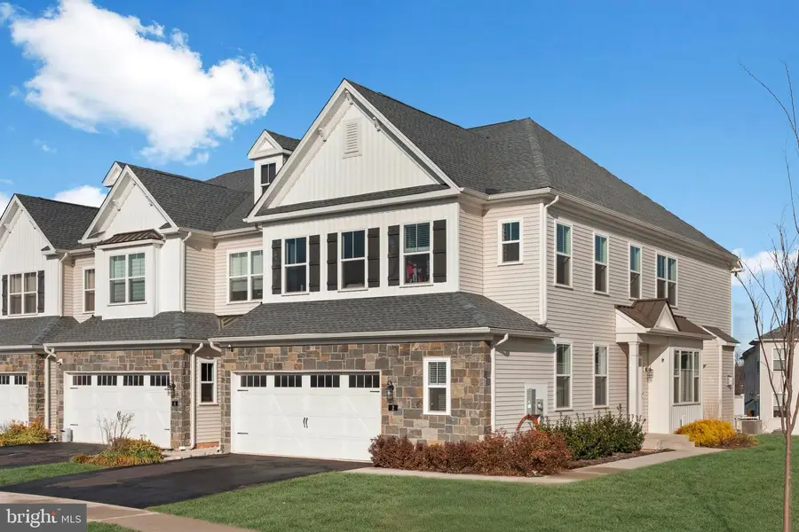 2 Parry Way, Warminster, PA 18974 - Image #3