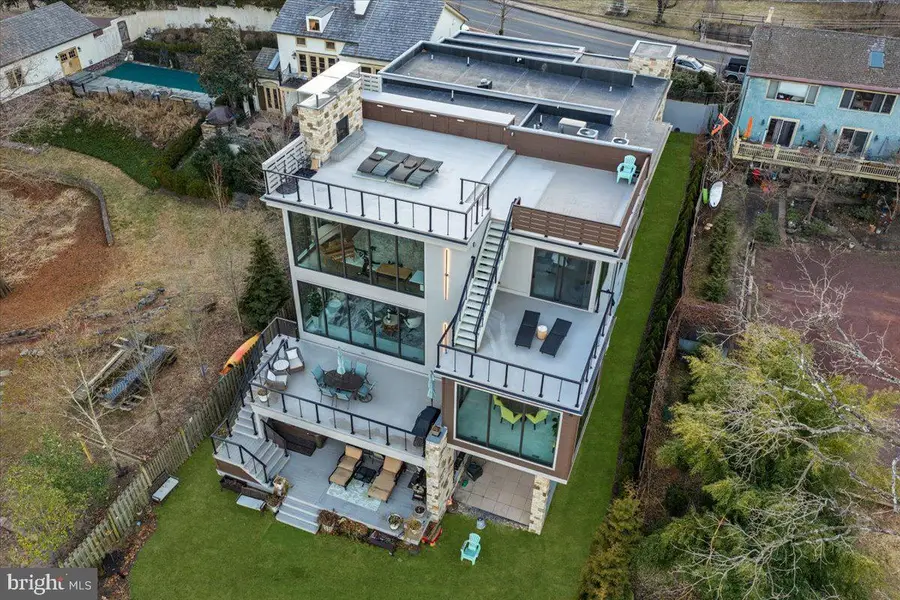 182 S Main St, New Hope, PA 18938 - #3