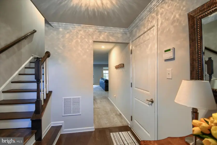 207 Laurel Ln, Perkasie, PA 18944 - Image #2