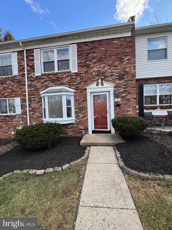 367 Dartmouth Ct, BENSALEM, PA 19020