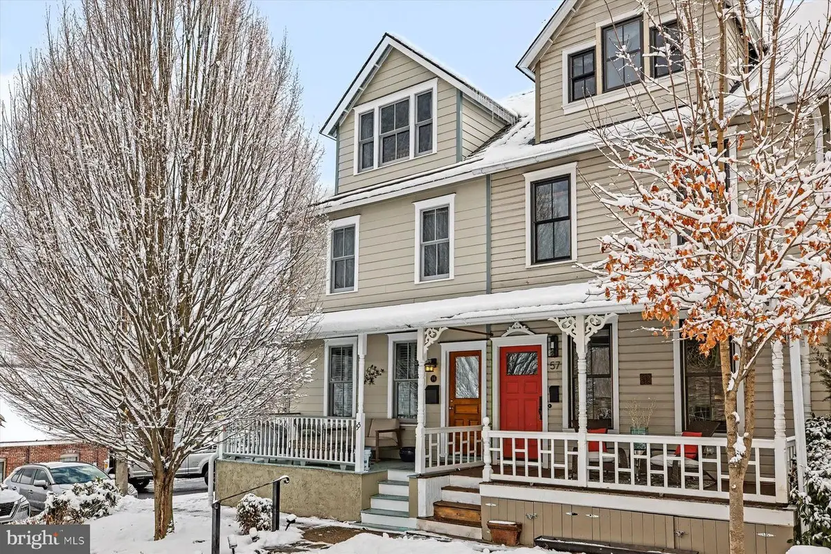 55 Buttonwood St, New Hope, PA 18938 - #1