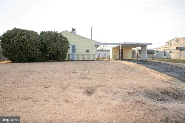 12 Palm Ln, LEVITTOWN, PA 19054