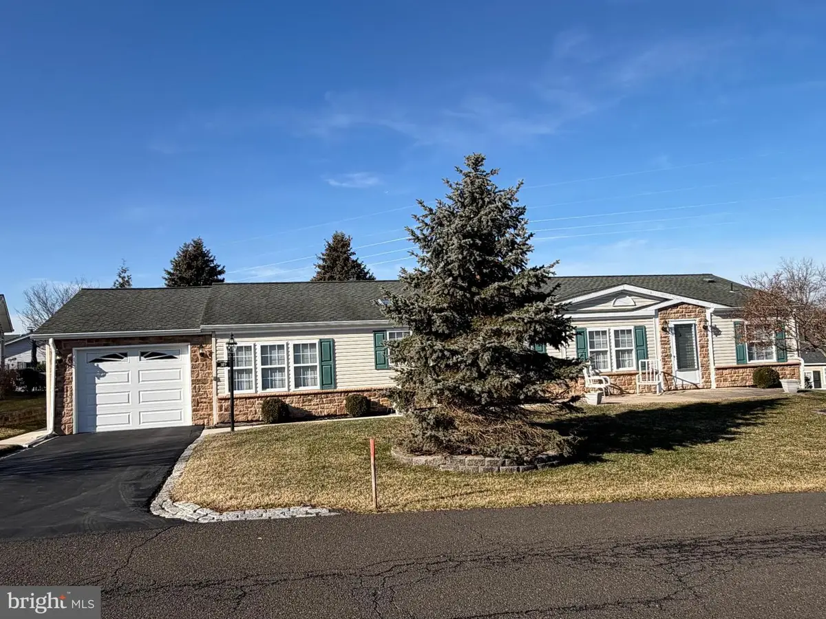 389 Thrush Ct W, New Hope, PA 18938 - #1