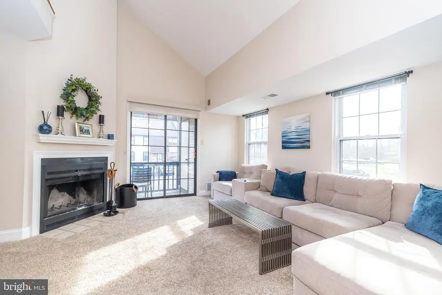 422 Redbud Ct, Warrington, PA 18976 - #2