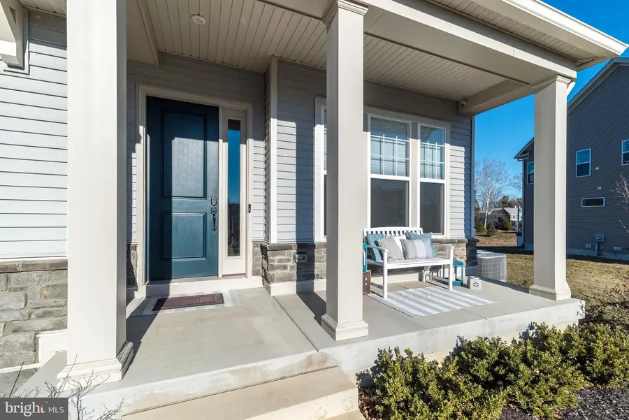 725 Conrad Dr, Warrington, PA 18976 - #2