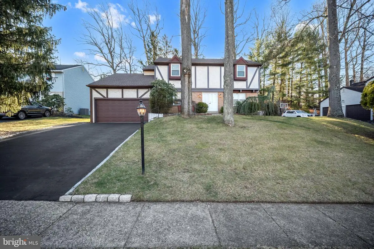 853 Green Ridge Cir, Feasterville Trevose, PA 19053 - Image #1