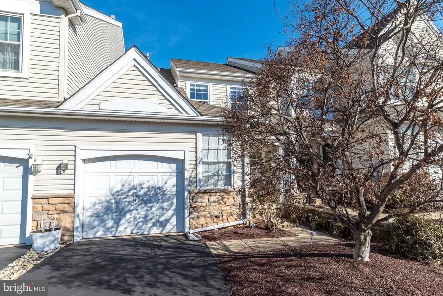 1613 Rockcress Dr, Jamison, PA 18929 - Image #2